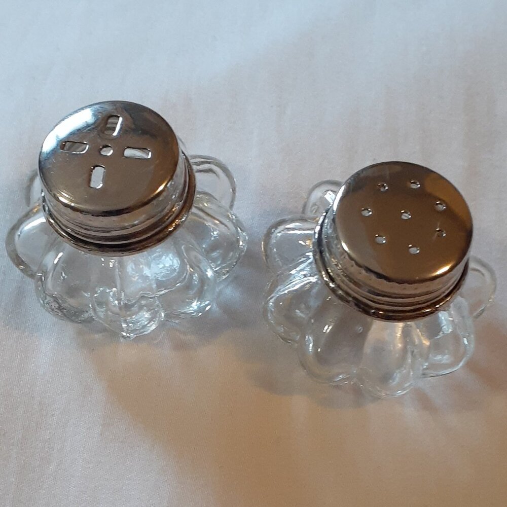 Adorable Vintage Mini Salt and Pepper Shakers